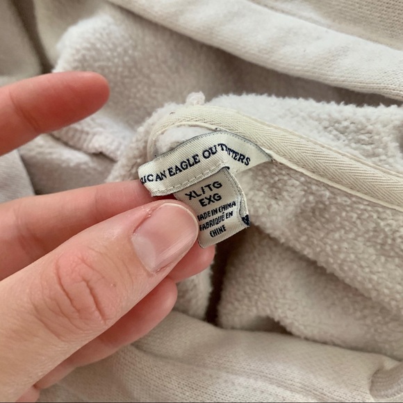 AE light pink hoodie - size XL - Picture 4 of 4